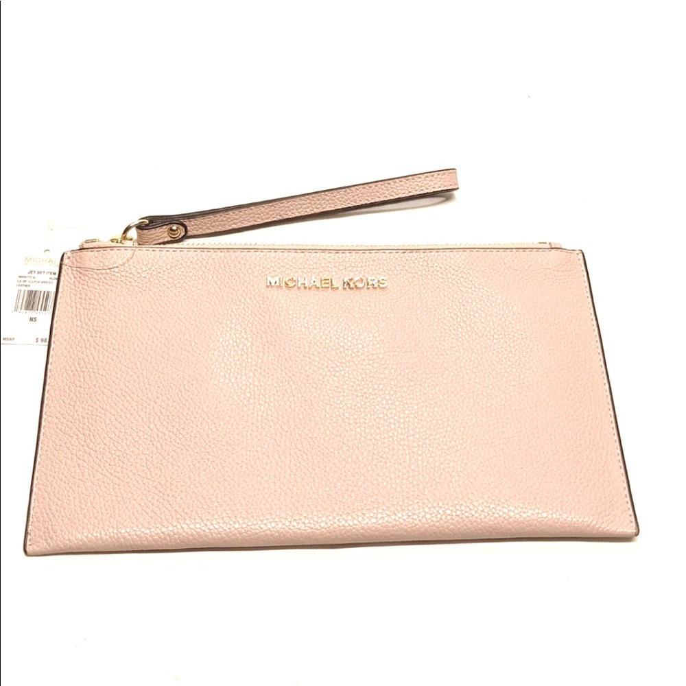 MICHAEL KORS JET SET Zip Large Pebbled Leather Wristlet Clutch in Buff